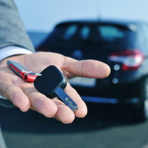 Handing over the keys to a Percius hire car